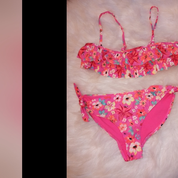 H&M Floral Ruffle Top Frilled Bikini - Size: 8/10 - Picture 8 of 9
